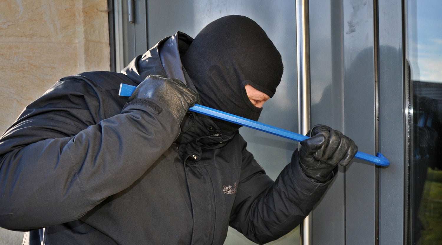 Schutz vor Paketdiebstahl: Wie Videotürklingeln und Überwachungskameras für mehr Sicherheit sorgen