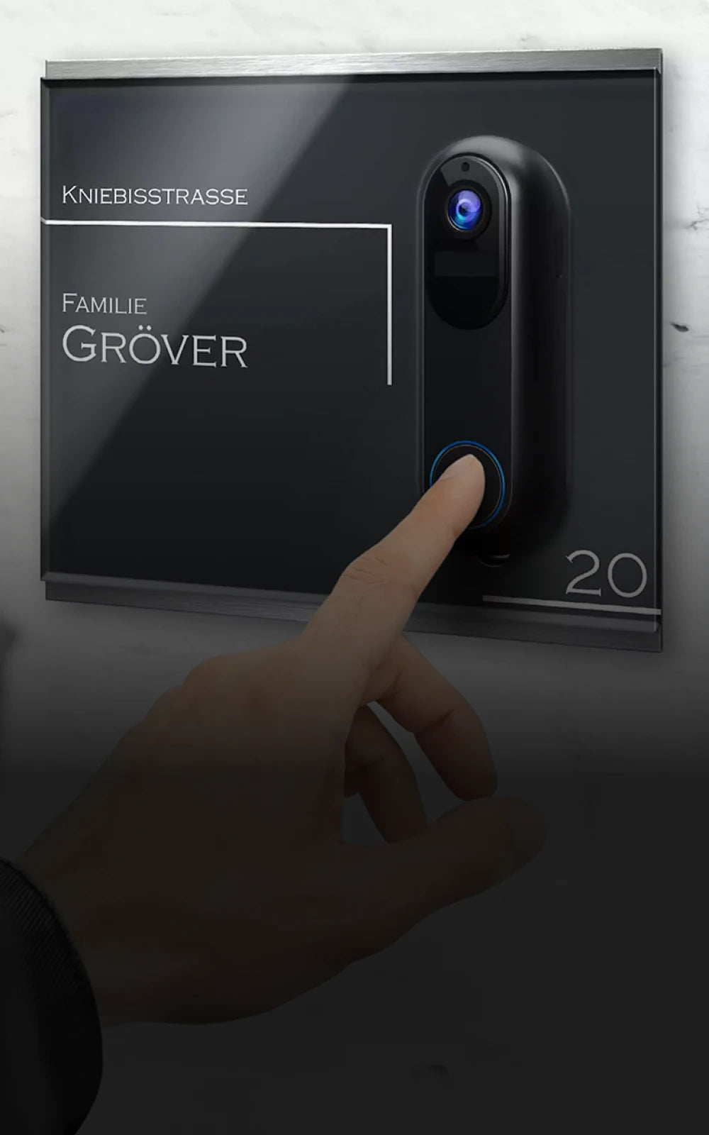 ProV1 Kabellose Video Türklingel montiert auf einem Gravuru Türschild